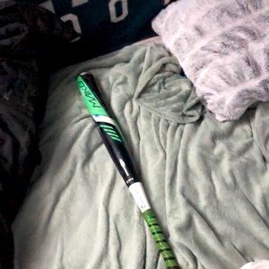 Easton mako